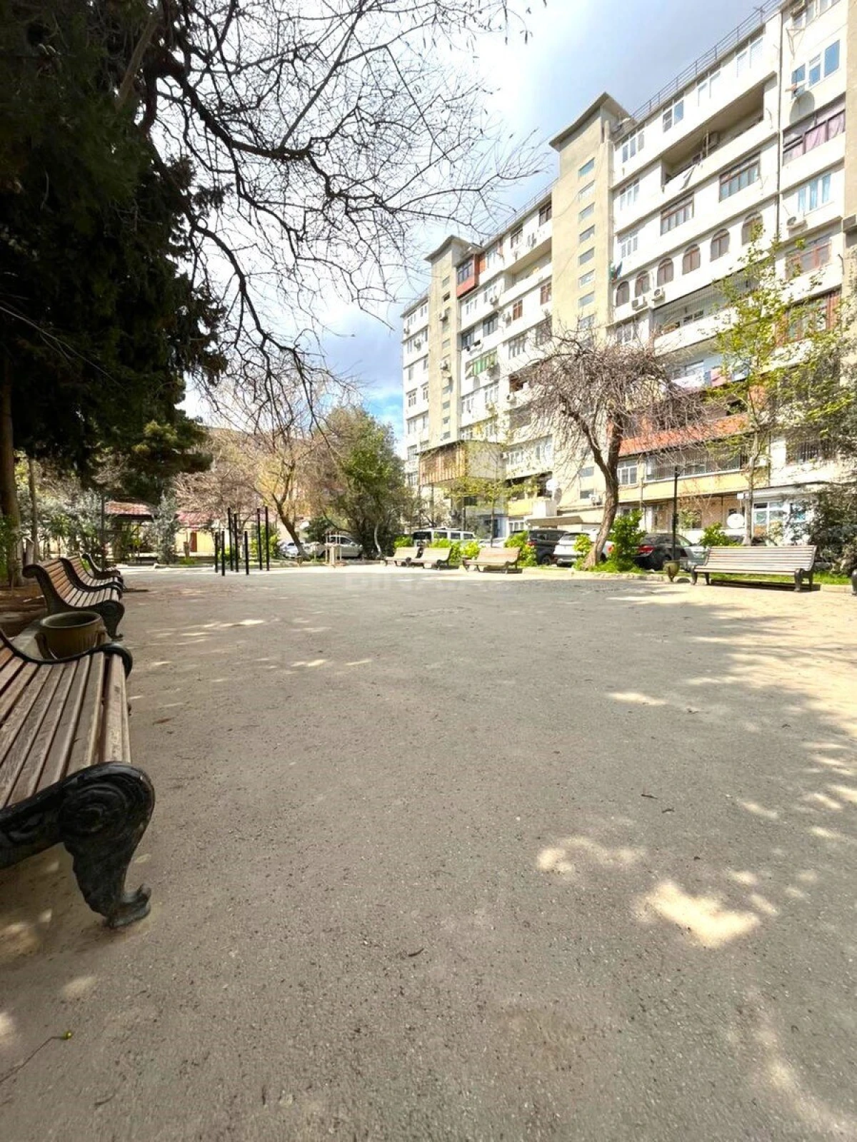 Satılır 2 otaqlı mənzil 48 m²