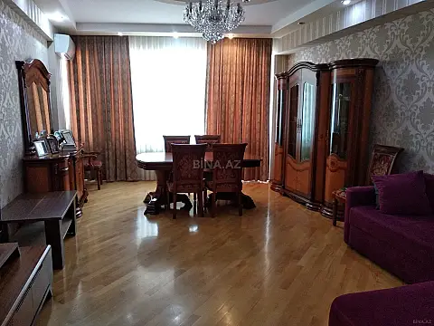 Kirayə verilir 3 otaqlı mənzil 125 m²