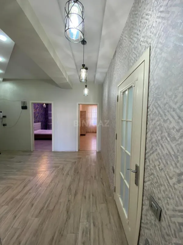 Kirayə verilir 3 otaqlı mənzil 150 m²