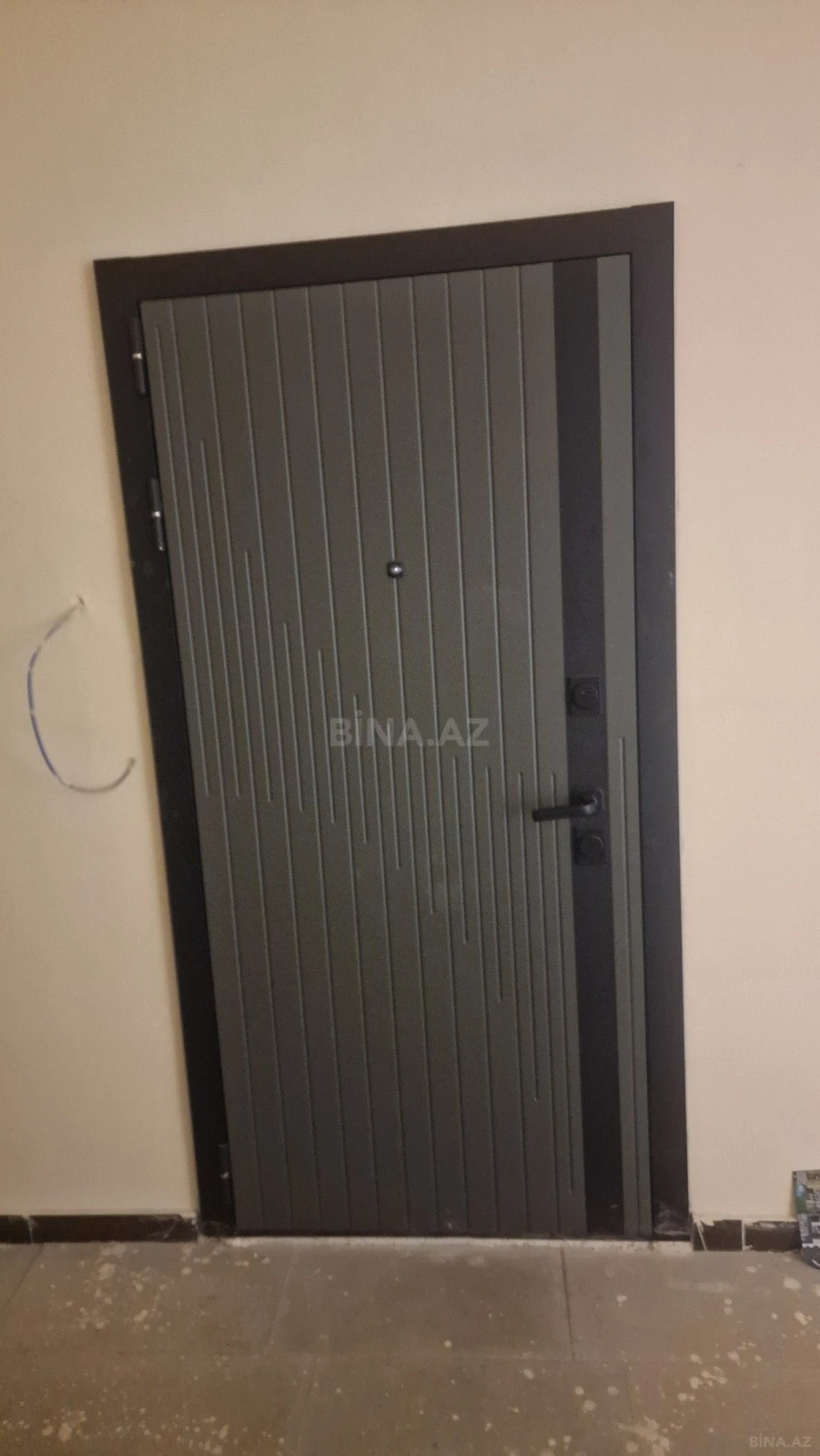 Satılır 2 otaqlı mənzil 95 m²