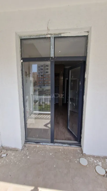 Satılır 2 otaqlı mənzil 95 m²