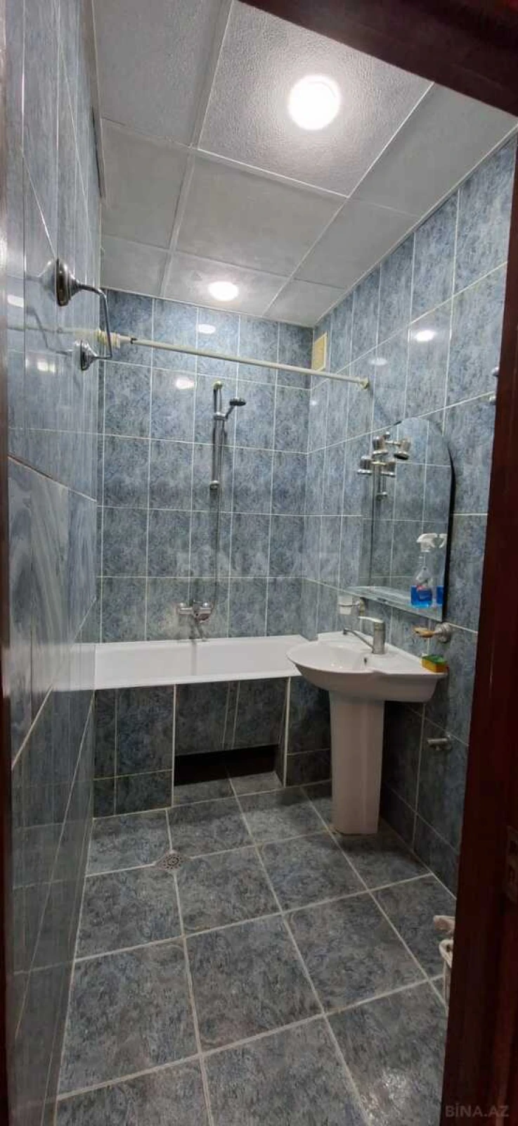 Kirayə verilir 2 otaqlı mənzil 60 m²