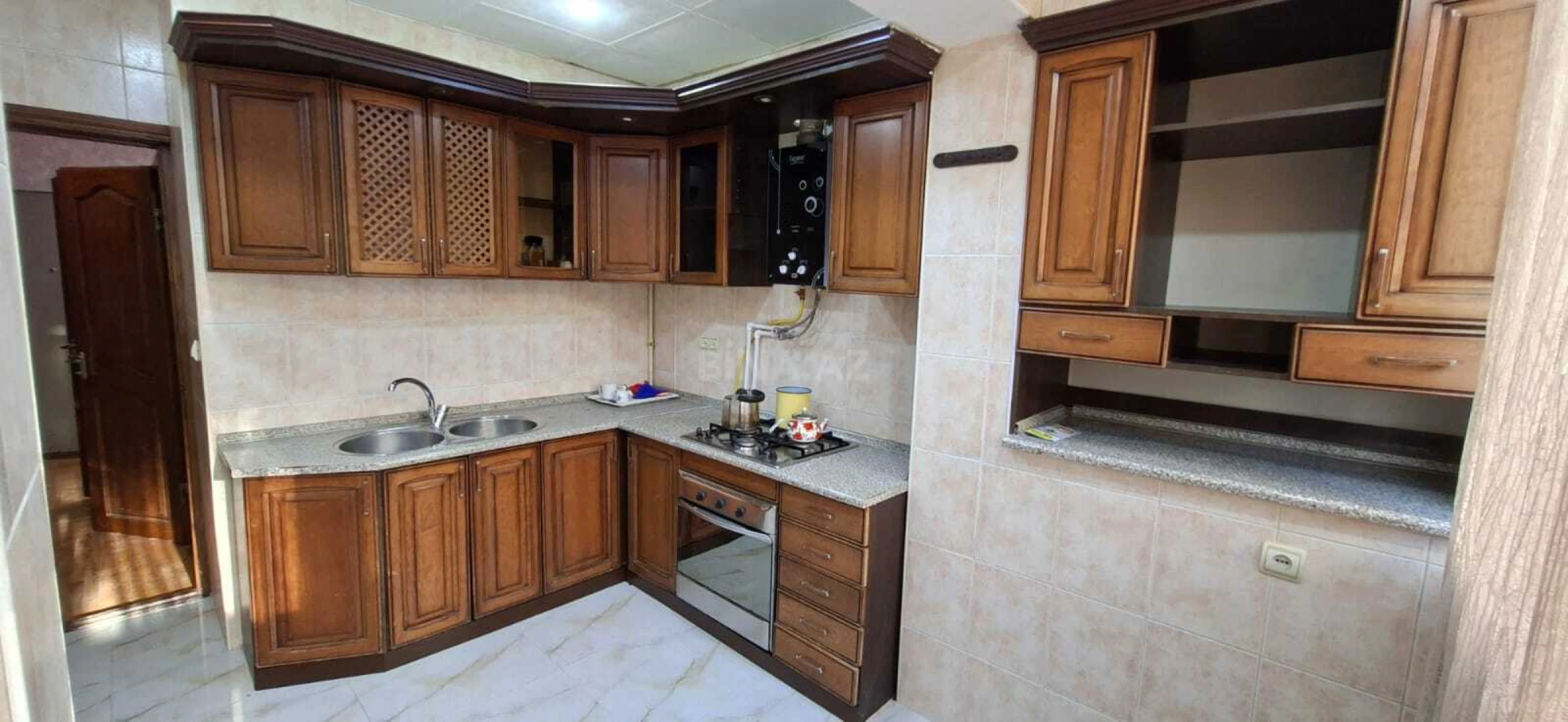Kirayə verilir 2 otaqlı mənzil 60 m²