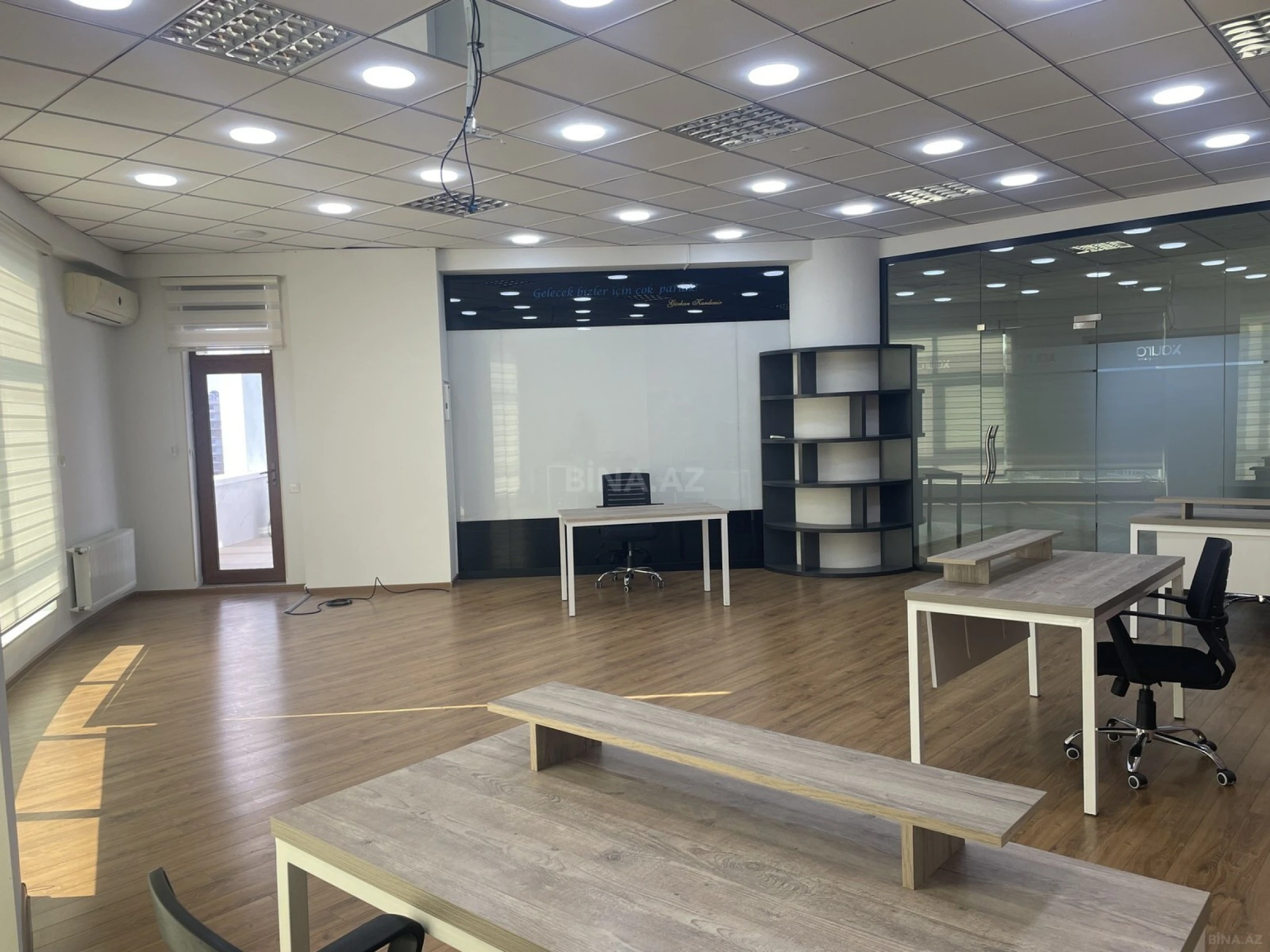 Kirayə verilir 1 otaqlı mənzil 70 m²