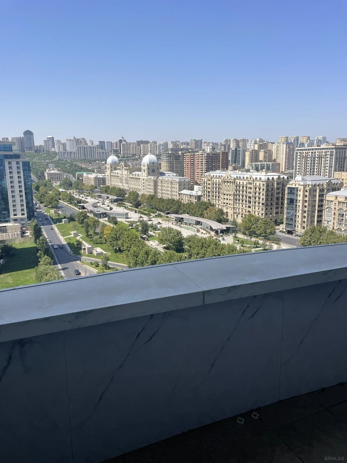 Kirayə verilir 1 otaqlı mənzil 70 m²
