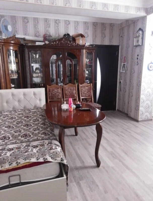 Satılır 2 otaqlı mənzil 52 m²