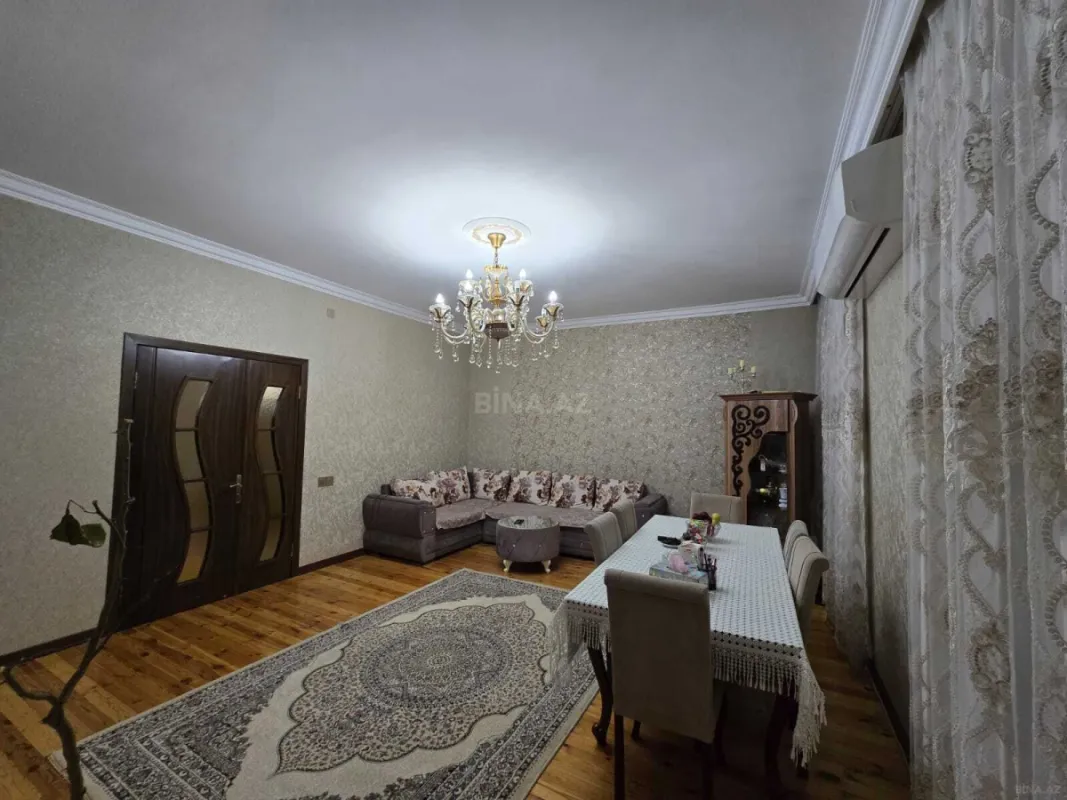 Satılır 3 otaqlı mənzil 124 m²