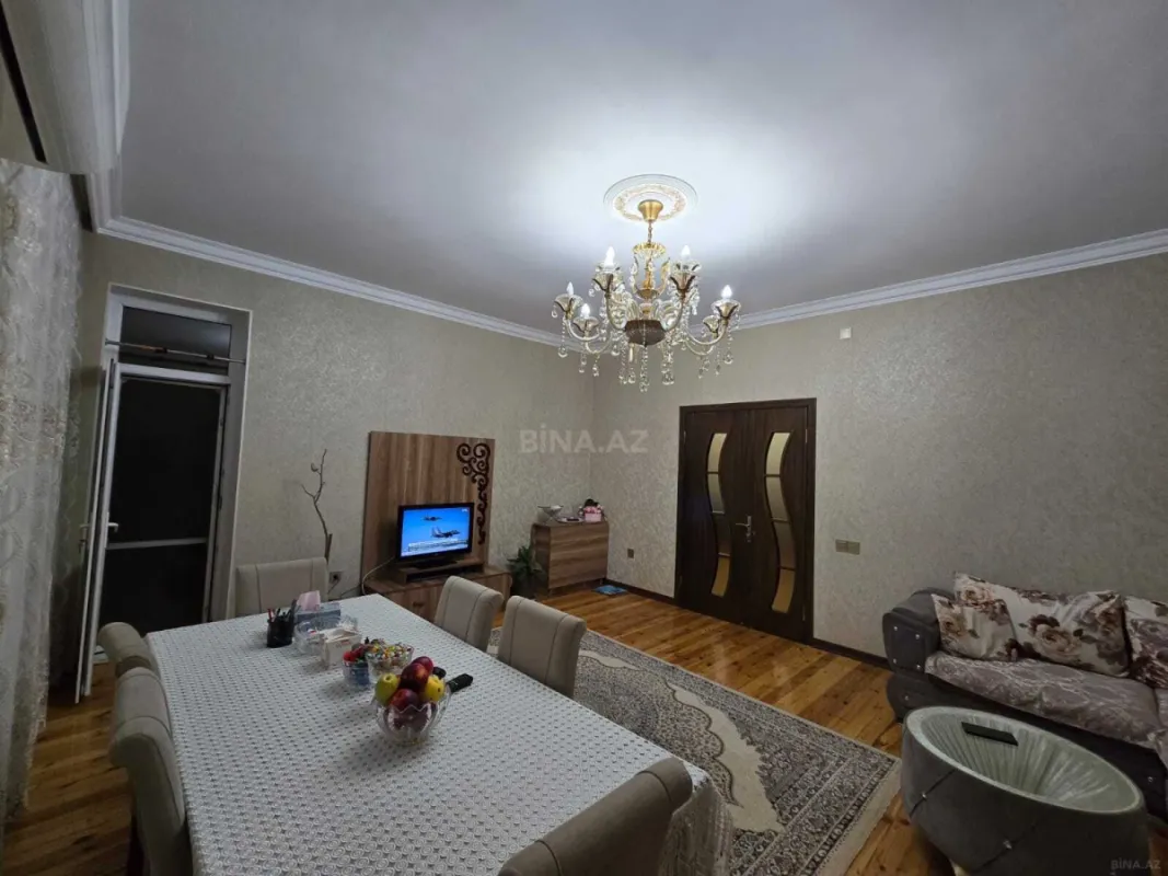 Satılır 3 otaqlı mənzil 124 m²