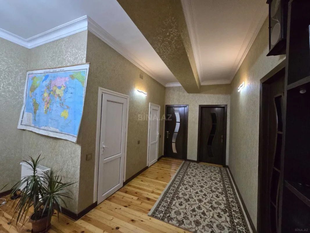 Satılır 3 otaqlı mənzil 124 m²