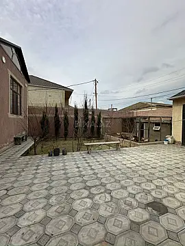 Satılır 4 otaqlı həyət evi 100 m²