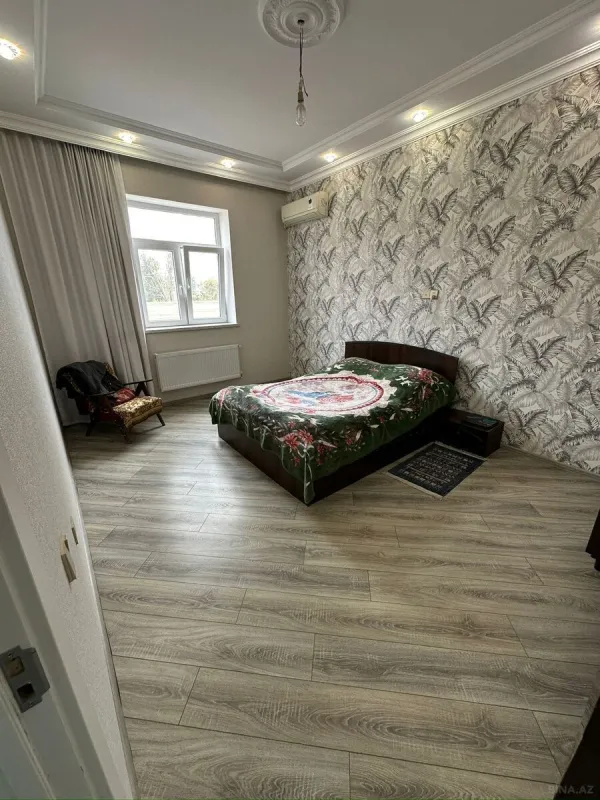 Satılır 4 otaqlı həyət evi 100 m²