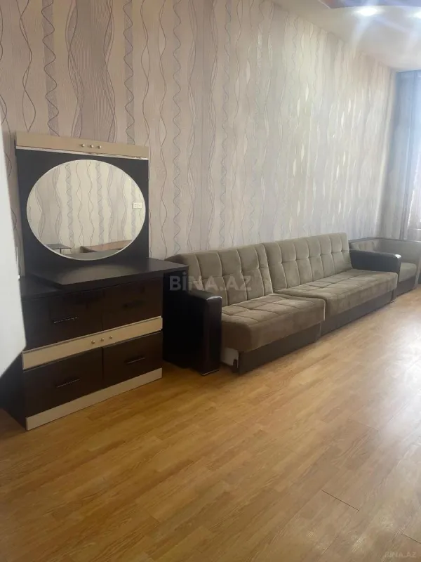Kirayə verilir 2 otaqlı mənzil 70 m²