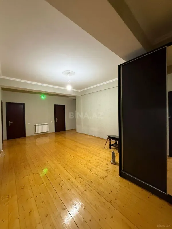 Satılır 4 otaqlı mənzil 40 m²