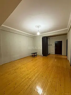 Satılır 4 otaqlı mənzil 40 m²