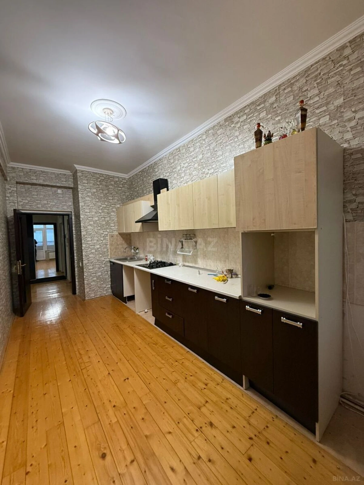 Satılır 4 otaqlı mənzil 40 m²