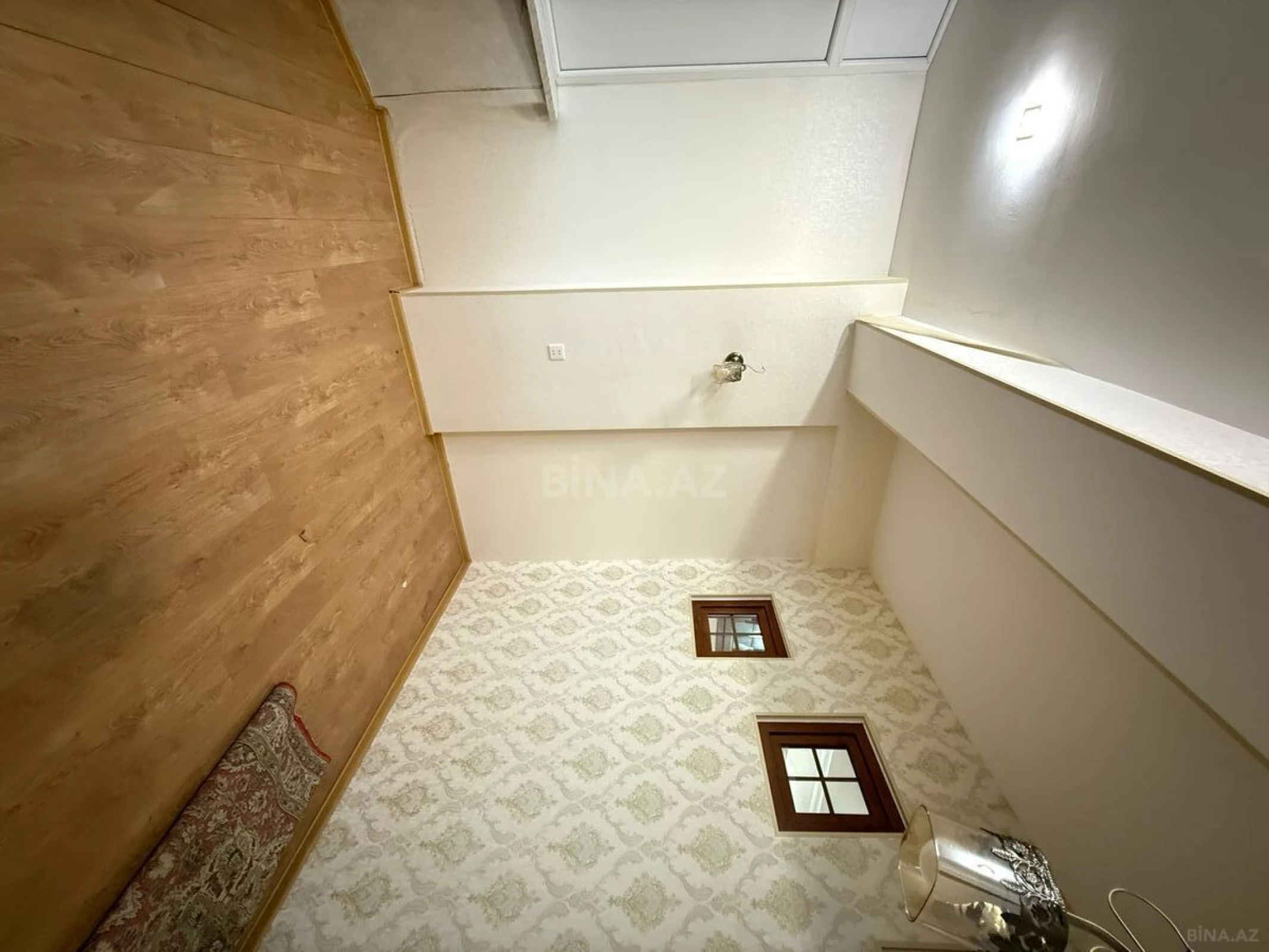 Satılır 4 otaqlı mənzil 40 m²