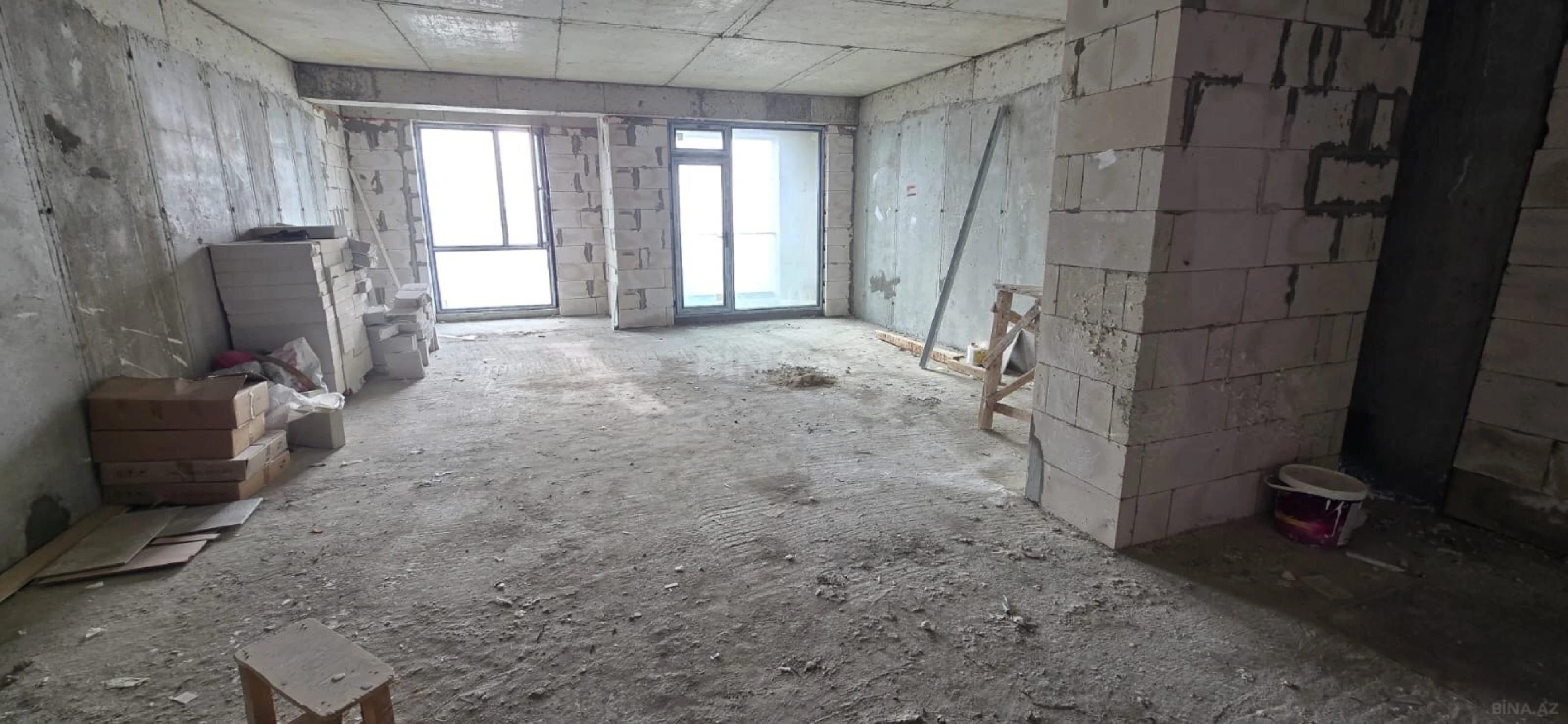 Satılır 2 otaqlı mənzil 65 m²