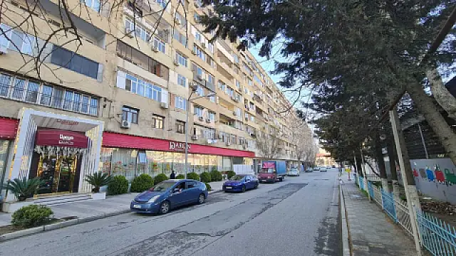 Satılır 3 otaqlı mənzil 92 m² — Bakı 3 otaq 92.00 m²