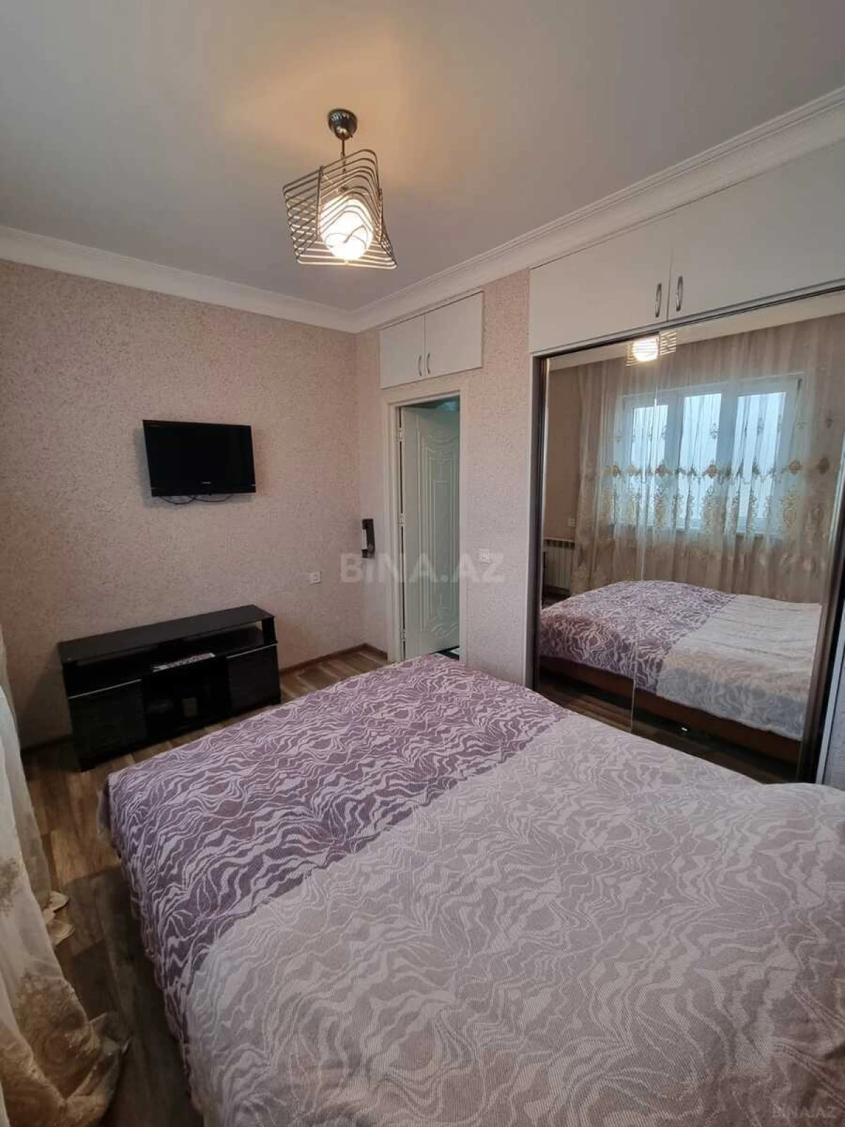 Satılır 2 otaqlı mənzil 60 m²