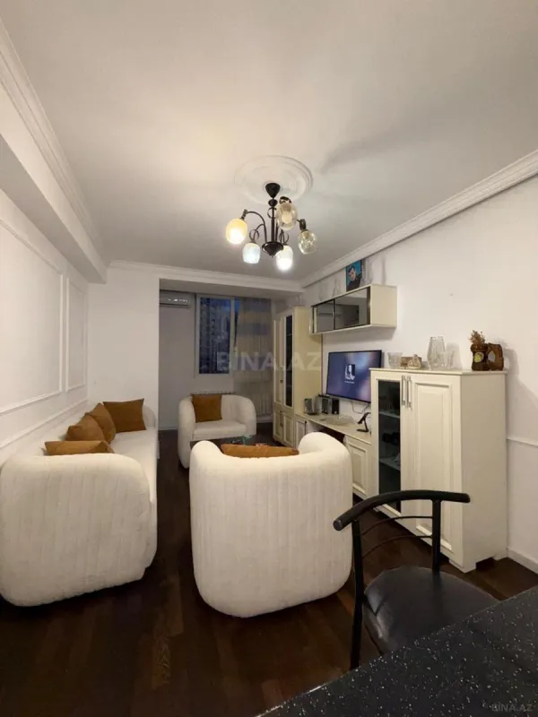 Satılır 2 otaqlı mənzil 45 m²