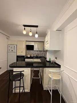 Satılır 2 otaqlı mənzil 45 m²
