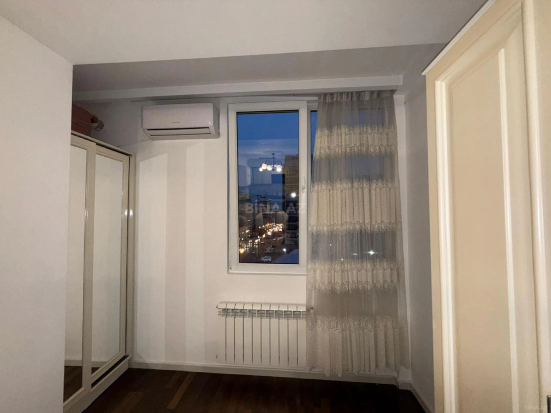 Satılır 2 otaqlı mənzil 45 m²