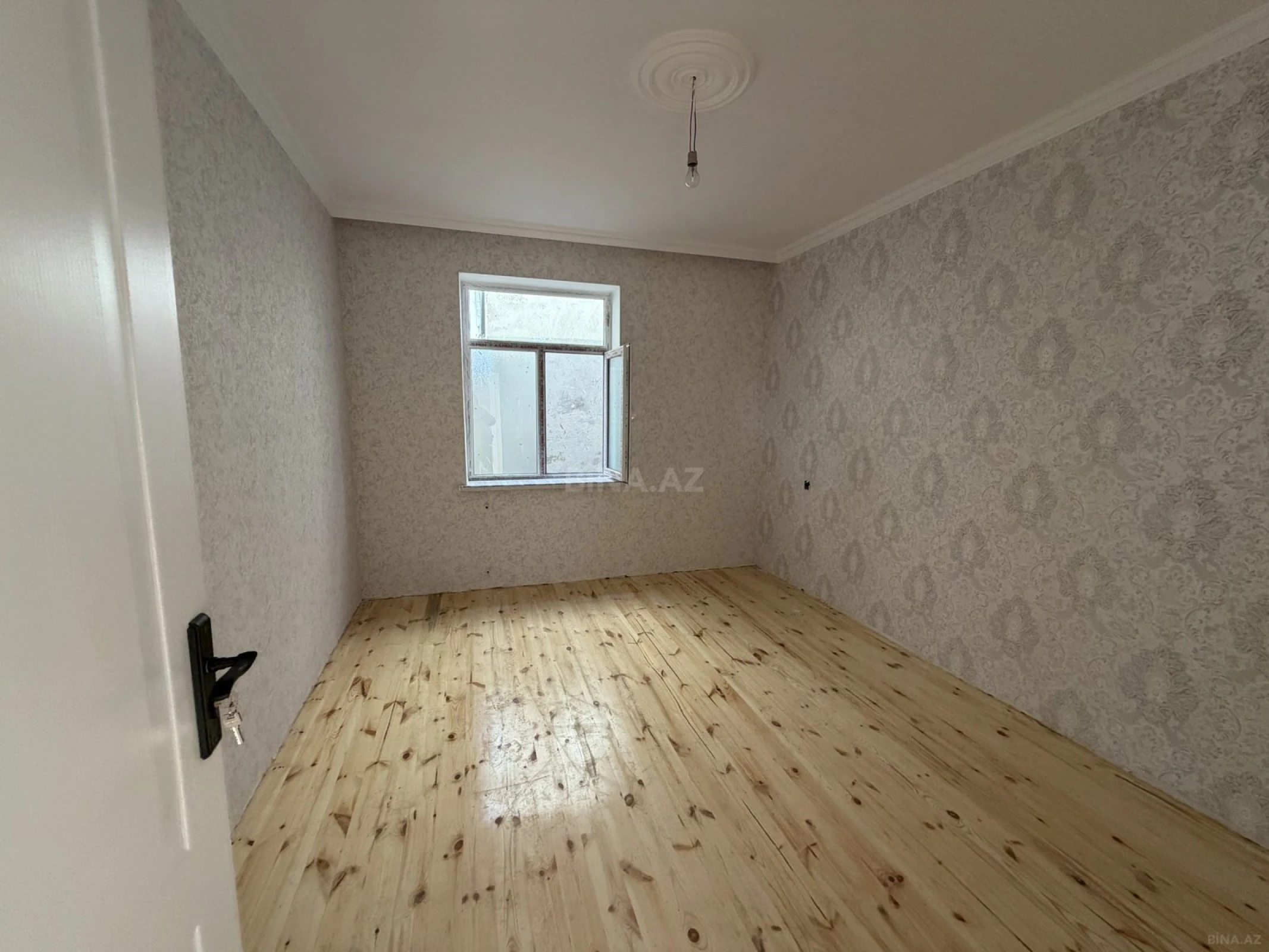 Satılır 2 otaqlı həyət evi 55 m²