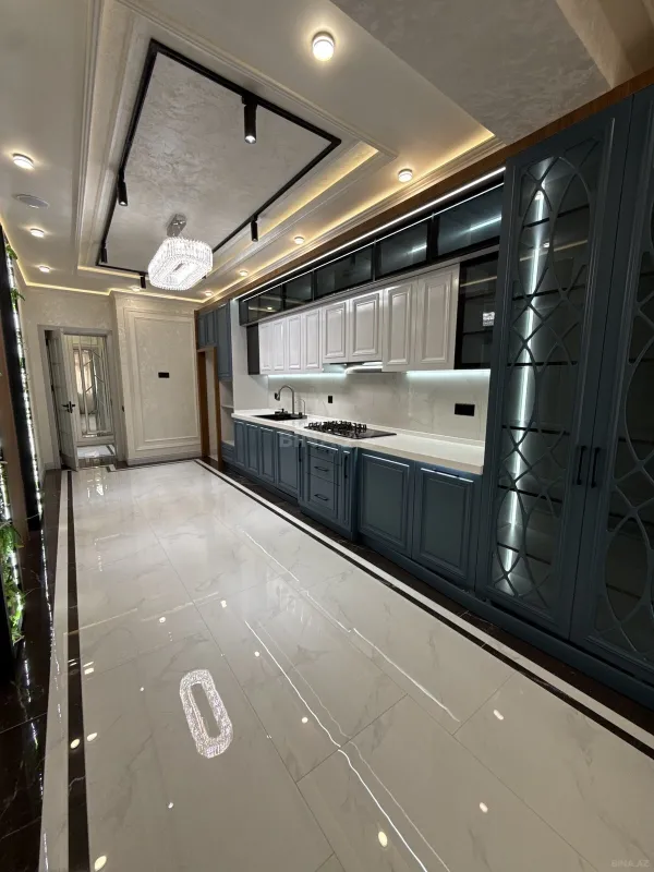 Satılır 3 otaqlı mənzil 160 m²