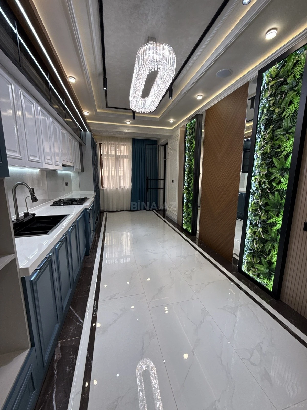 Satılır 3 otaqlı mənzil 160 m²