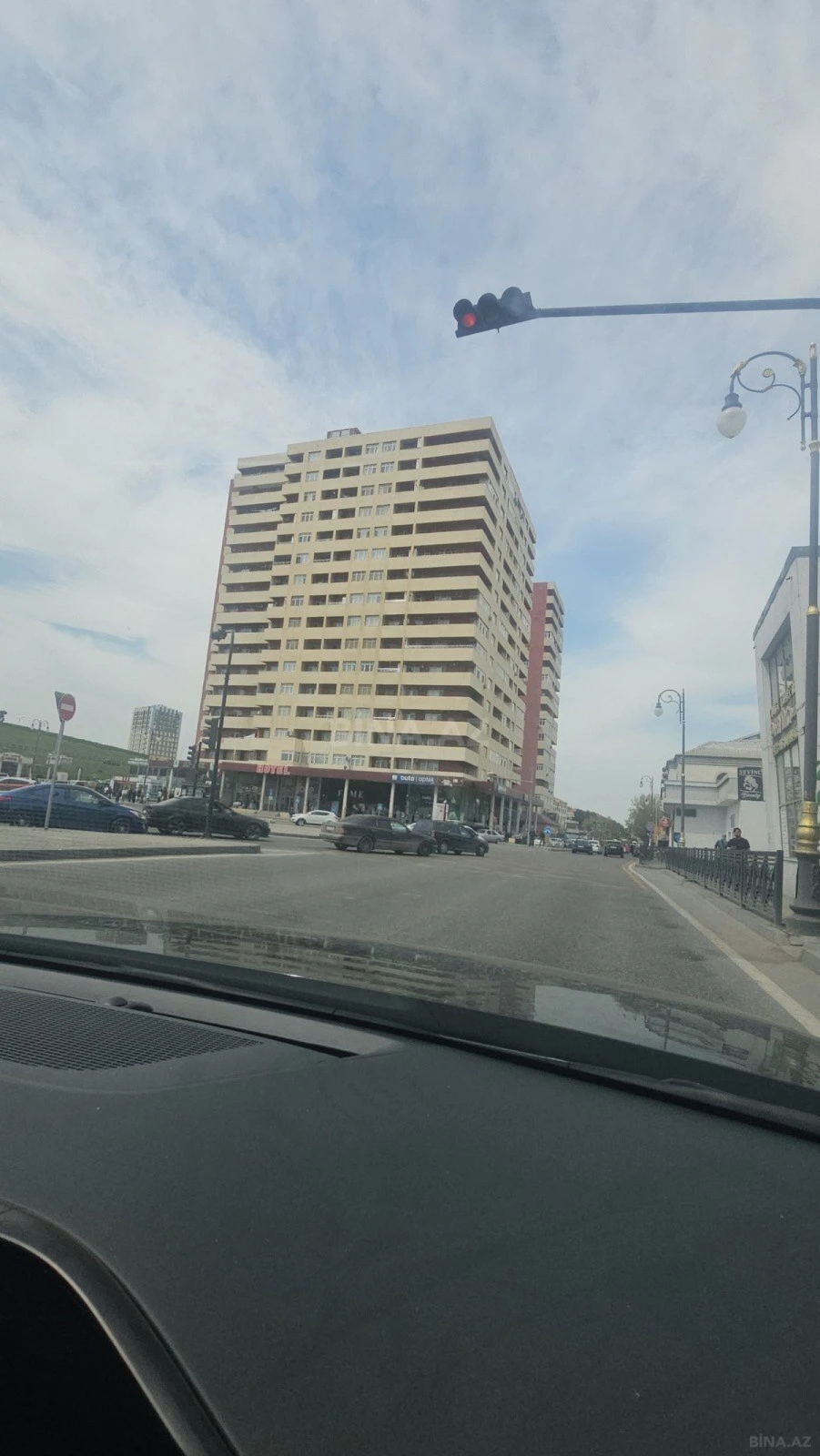 Satılır 3 otaqlı mənzil 149 m²