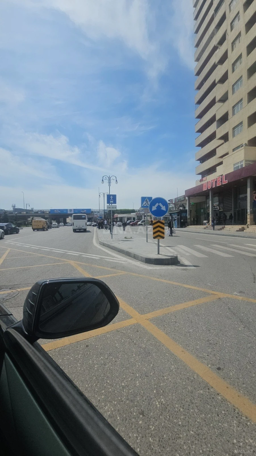 Satılır 3 otaqlı mənzil 149 m²