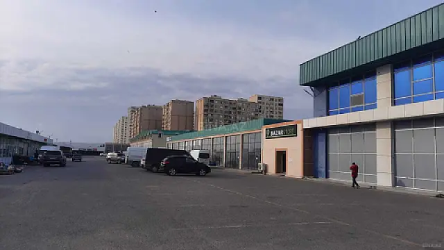 Kirayə verilir obyekt 650 m²