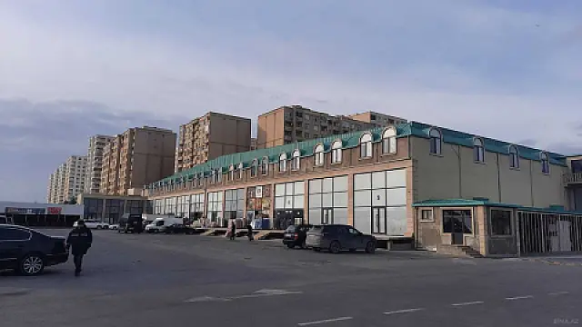 Kirayə verilir obyekt 650 m² — Bakı, Lökbatan 650.00 m²