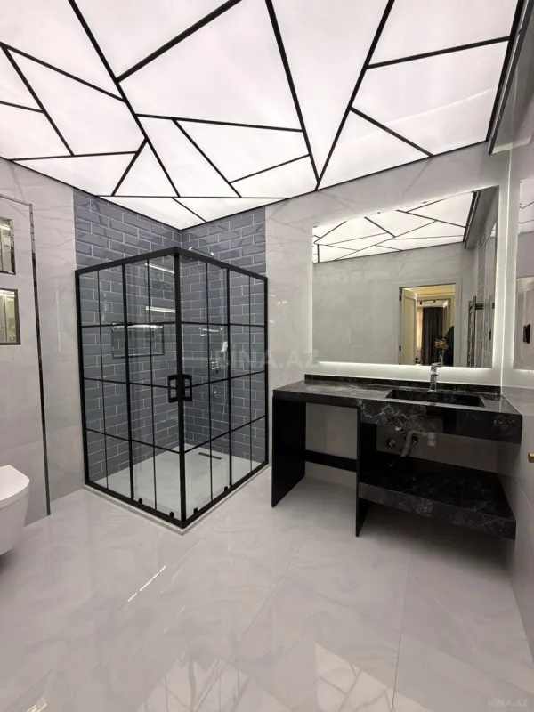 Satılır 3 otaqlı mənzil 160 m²