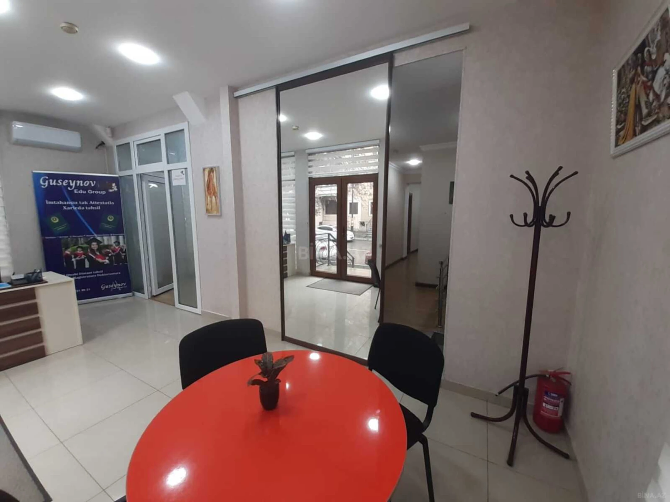 Satılır obyekt 250 m²