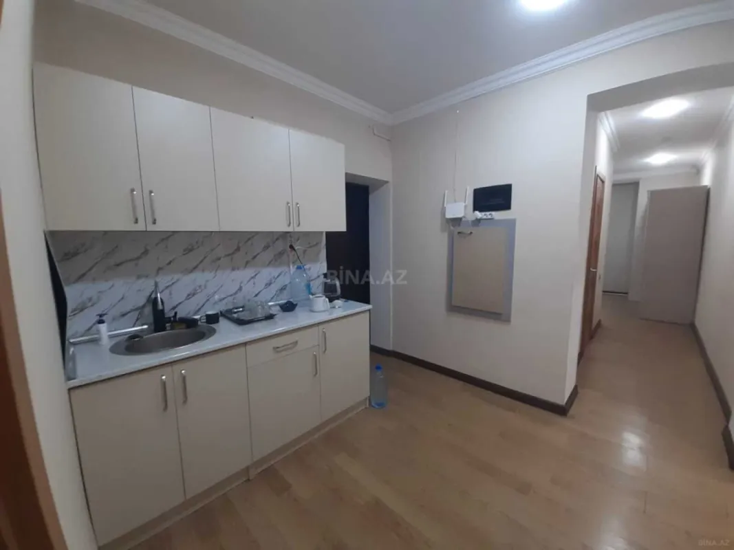 Satılır obyekt 250 m²