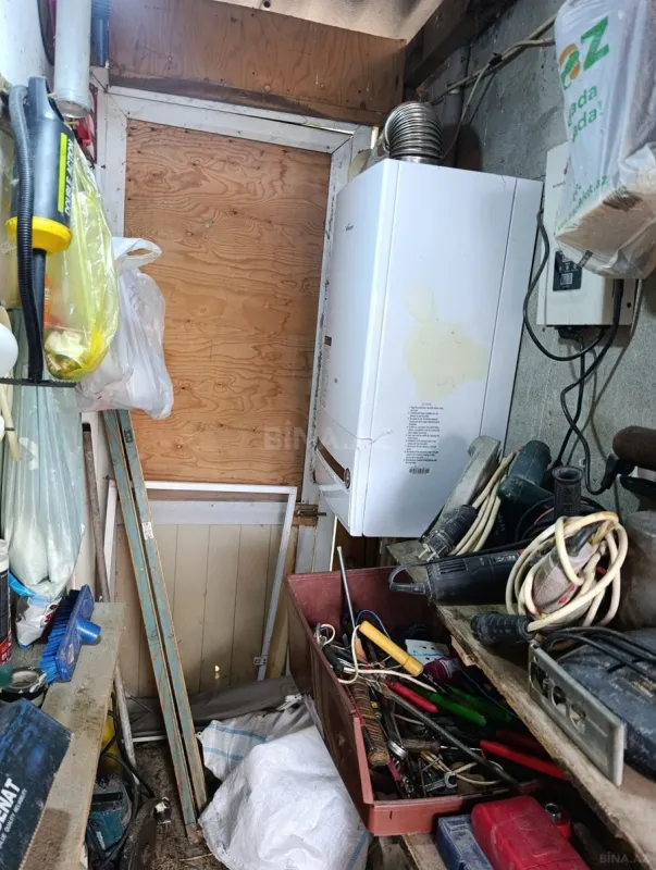 Satılır 4 otaqlı həyət evi 140 m²