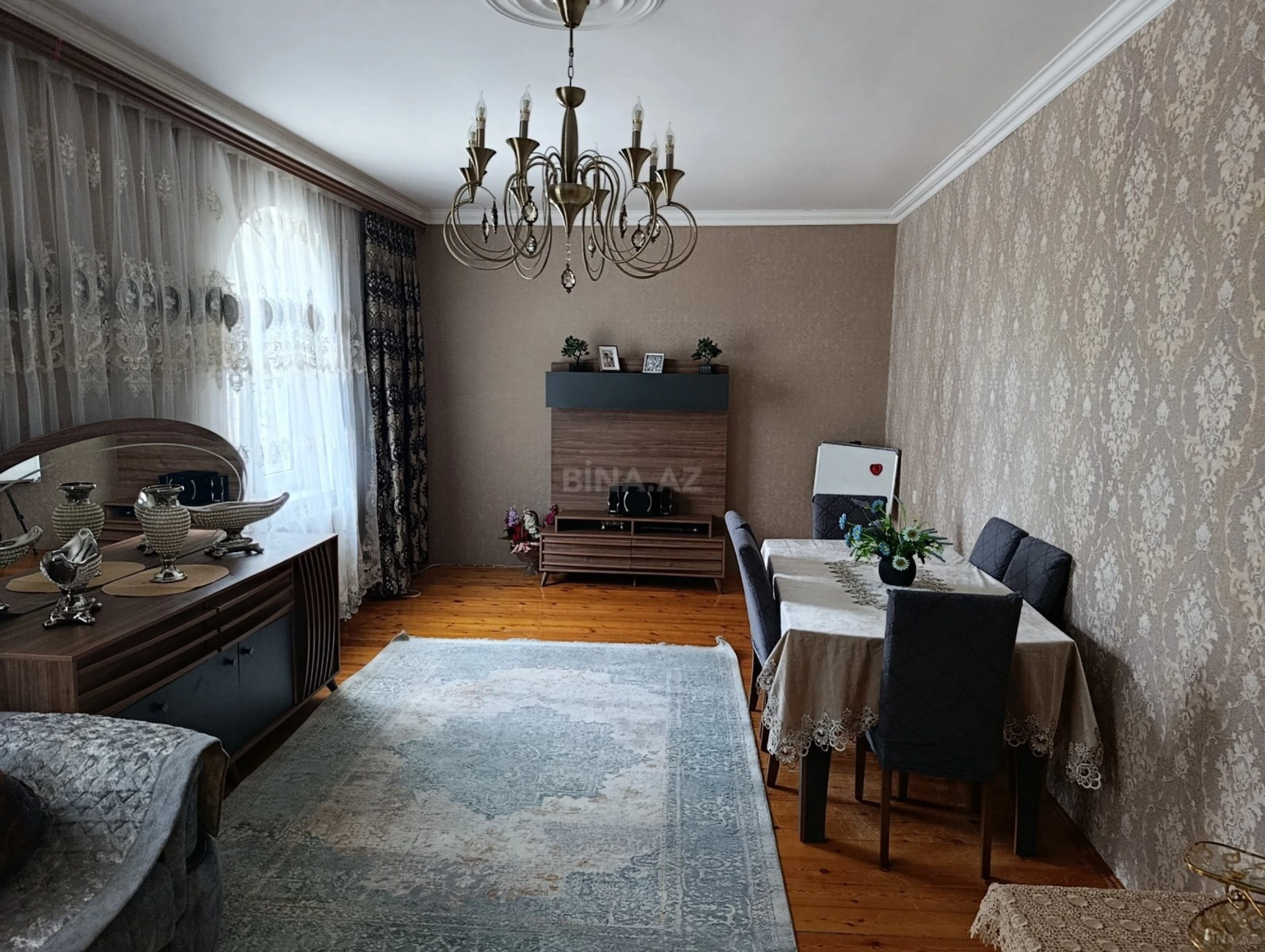 Satılır 4 otaqlı həyət evi 140 m²