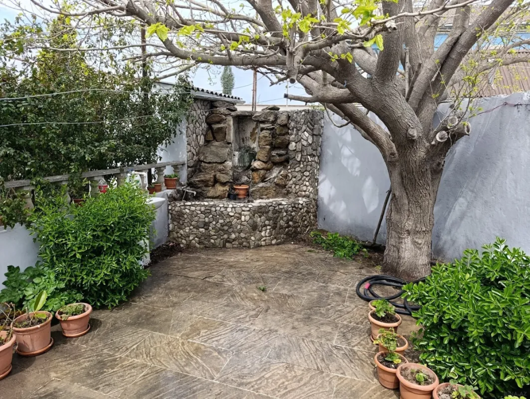 Satılır 4 otaqlı həyət evi 140 m²