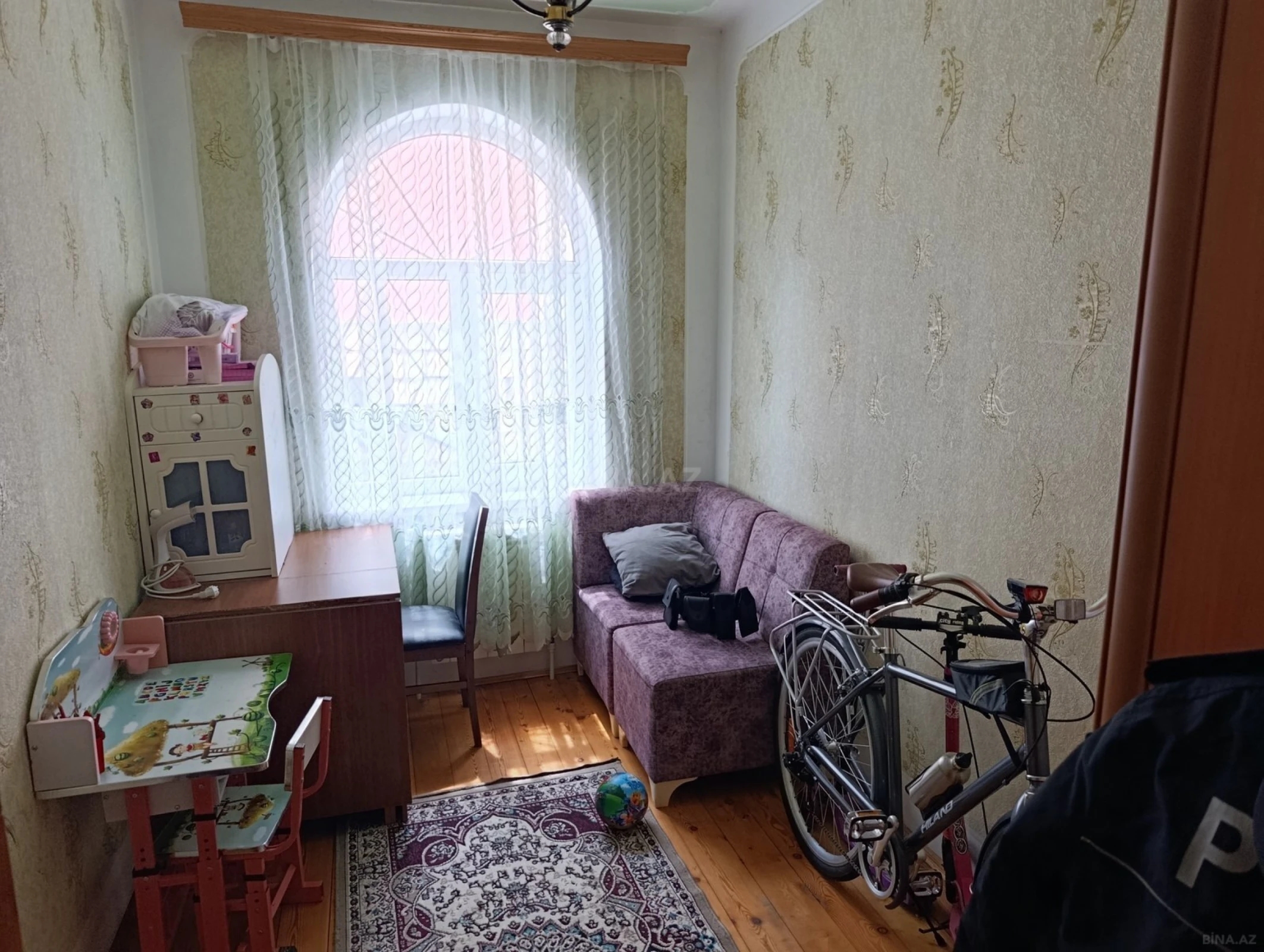 Satılır 4 otaqlı həyət evi 140 m²