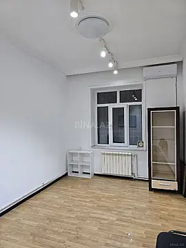 Kirayə verilir 8 otaqlı ofis 160 m²