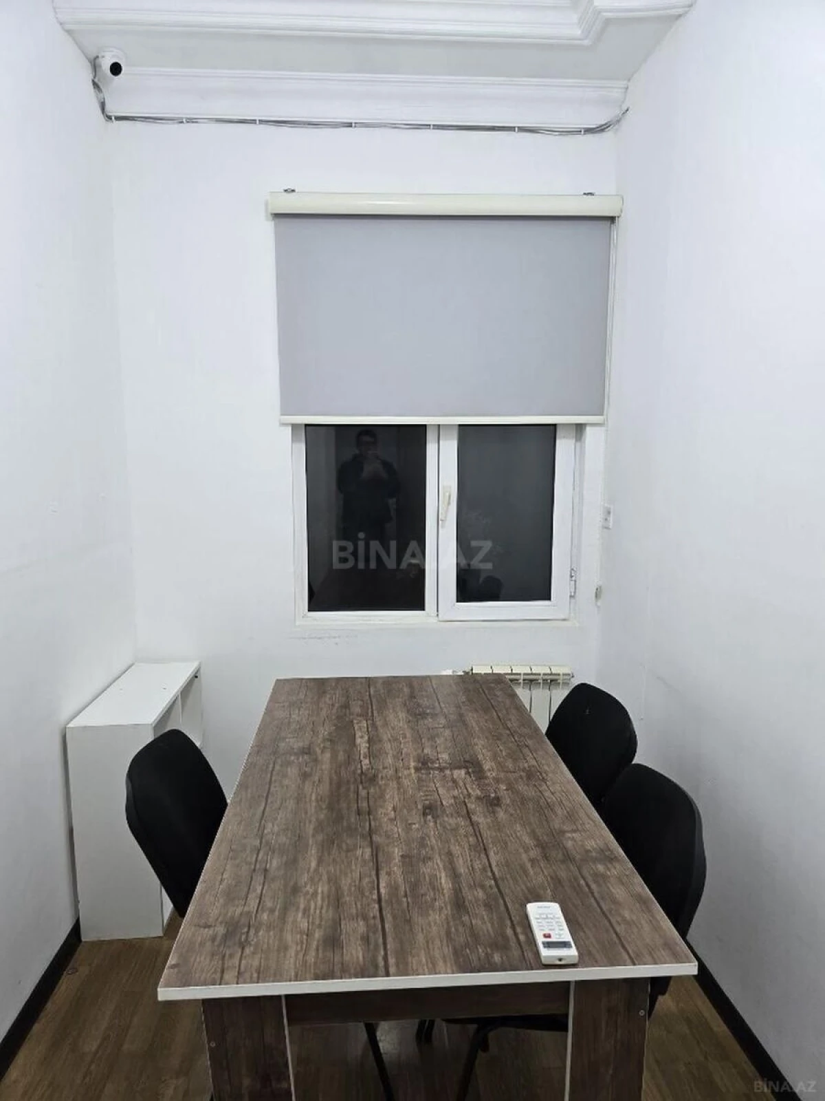 Kirayə verilir 8 otaqlı ofis 160 m²