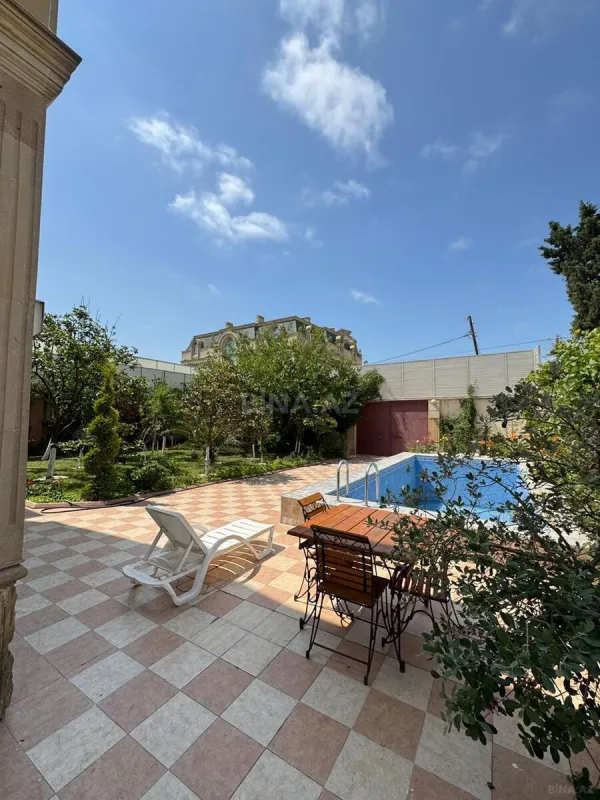 Kirayə verilir 5 otaqlı həyət evi 250 m²