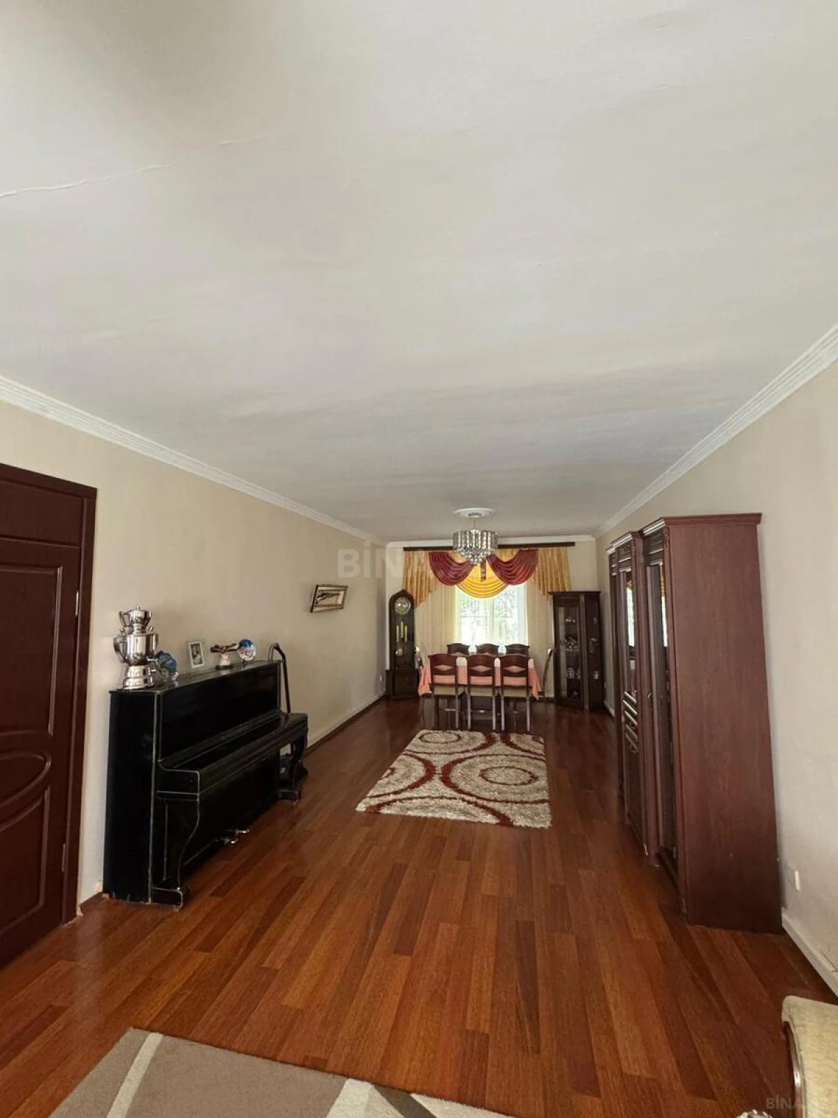 Kirayə verilir 5 otaqlı həyət evi 250 m²