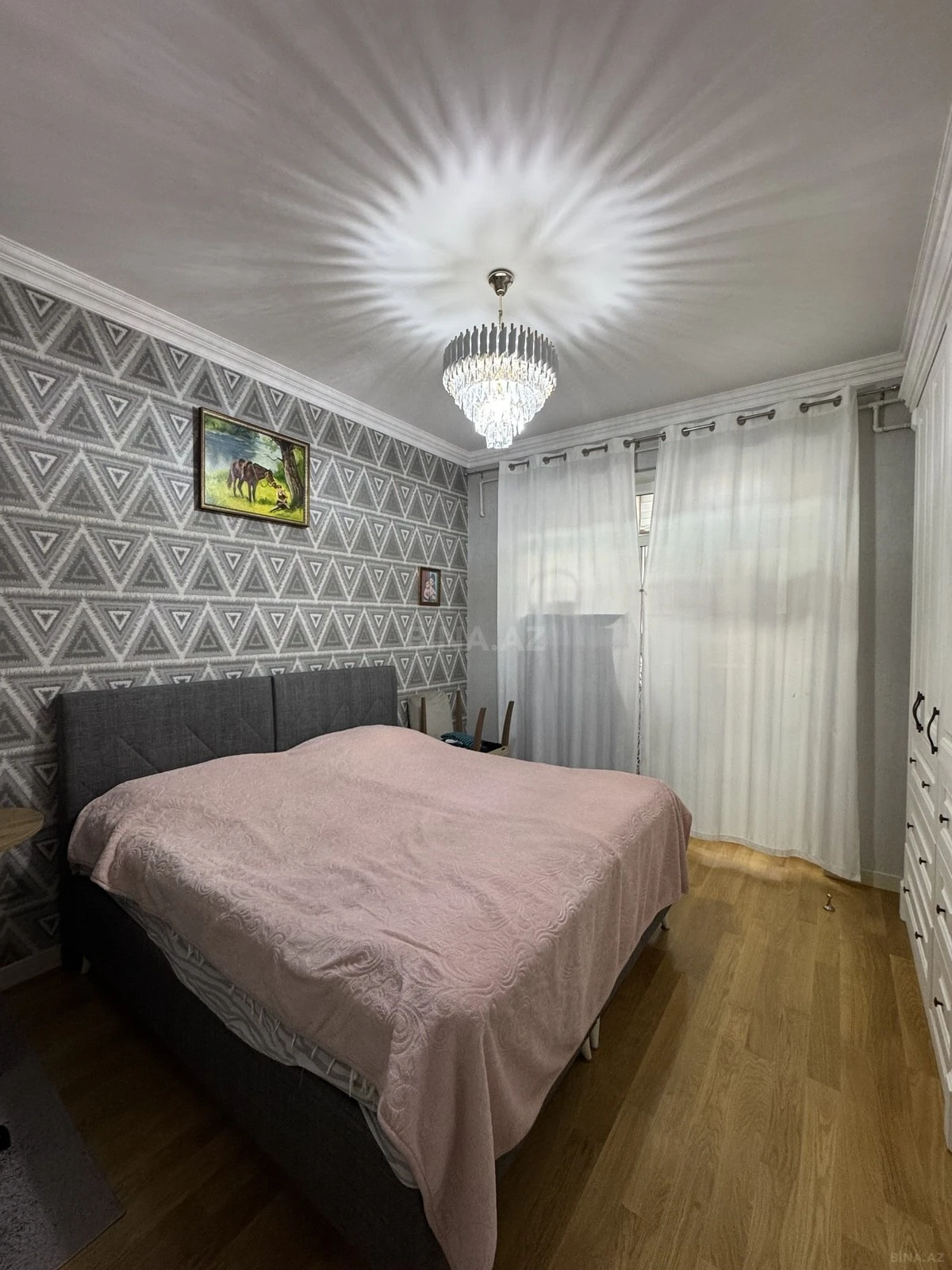 Satılır 3 otaqlı mənzil 94 m²