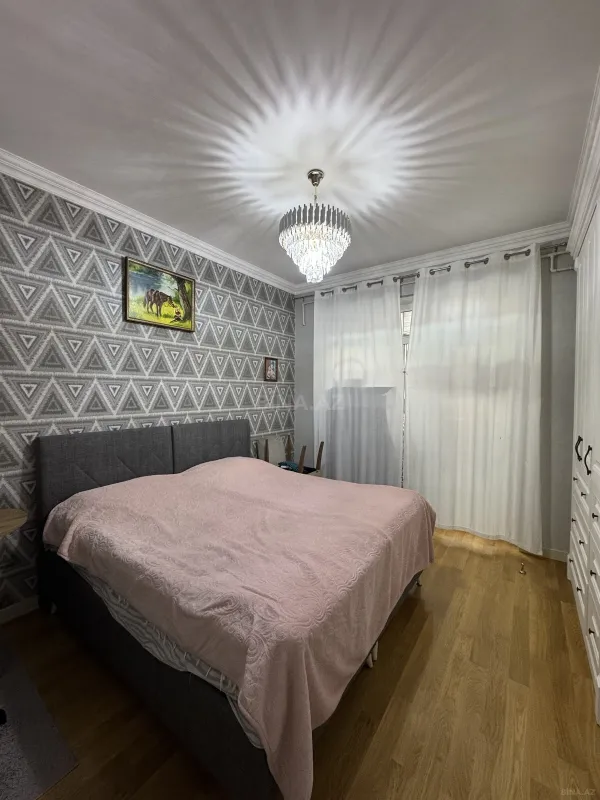 Satılır 3 otaqlı mənzil 94 m²