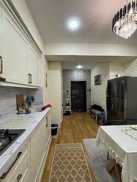 Satılır 3 otaqlı mənzil 94 m²