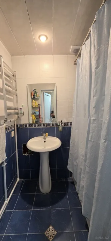 Satılır 5 otaqlı mənzil 110 m²