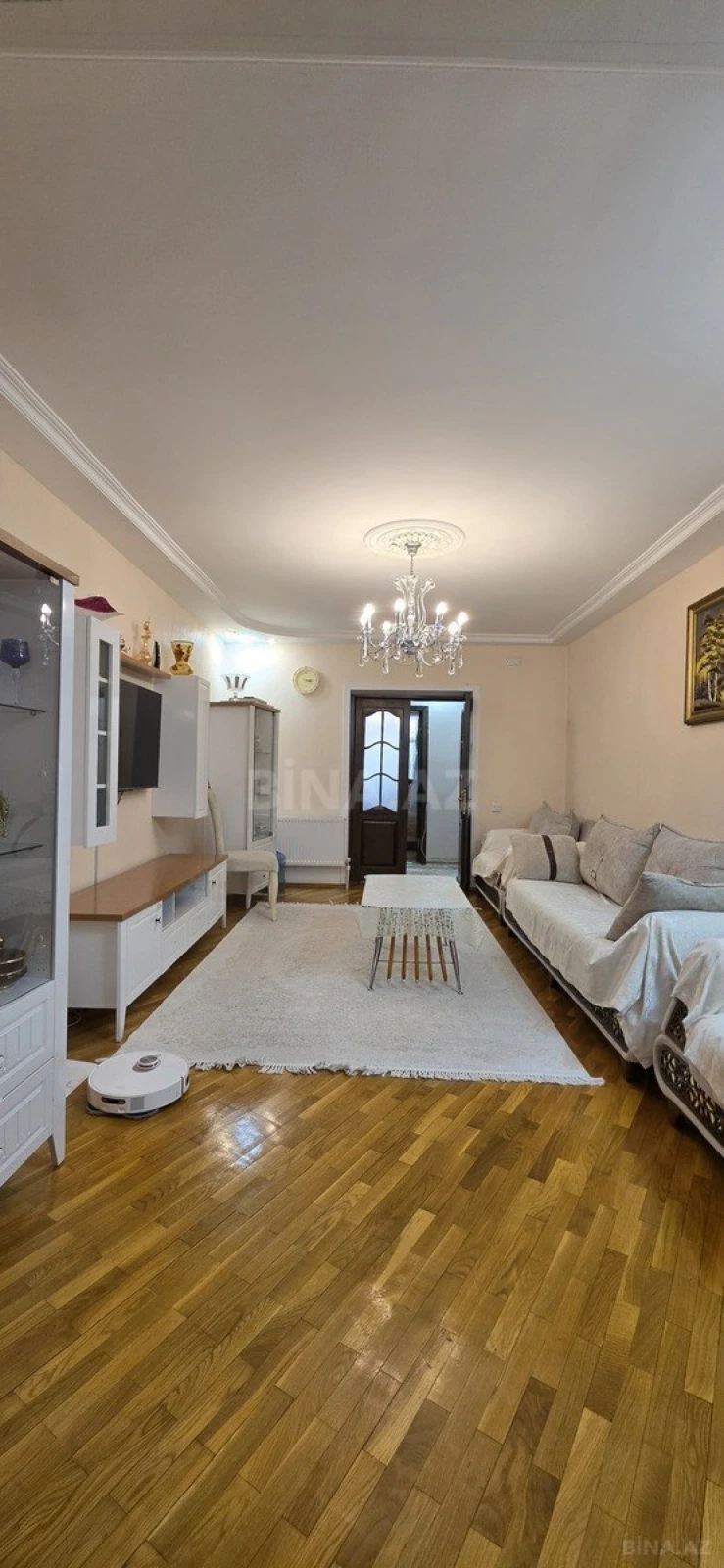 Satılır 5 otaqlı mənzil 110 m²