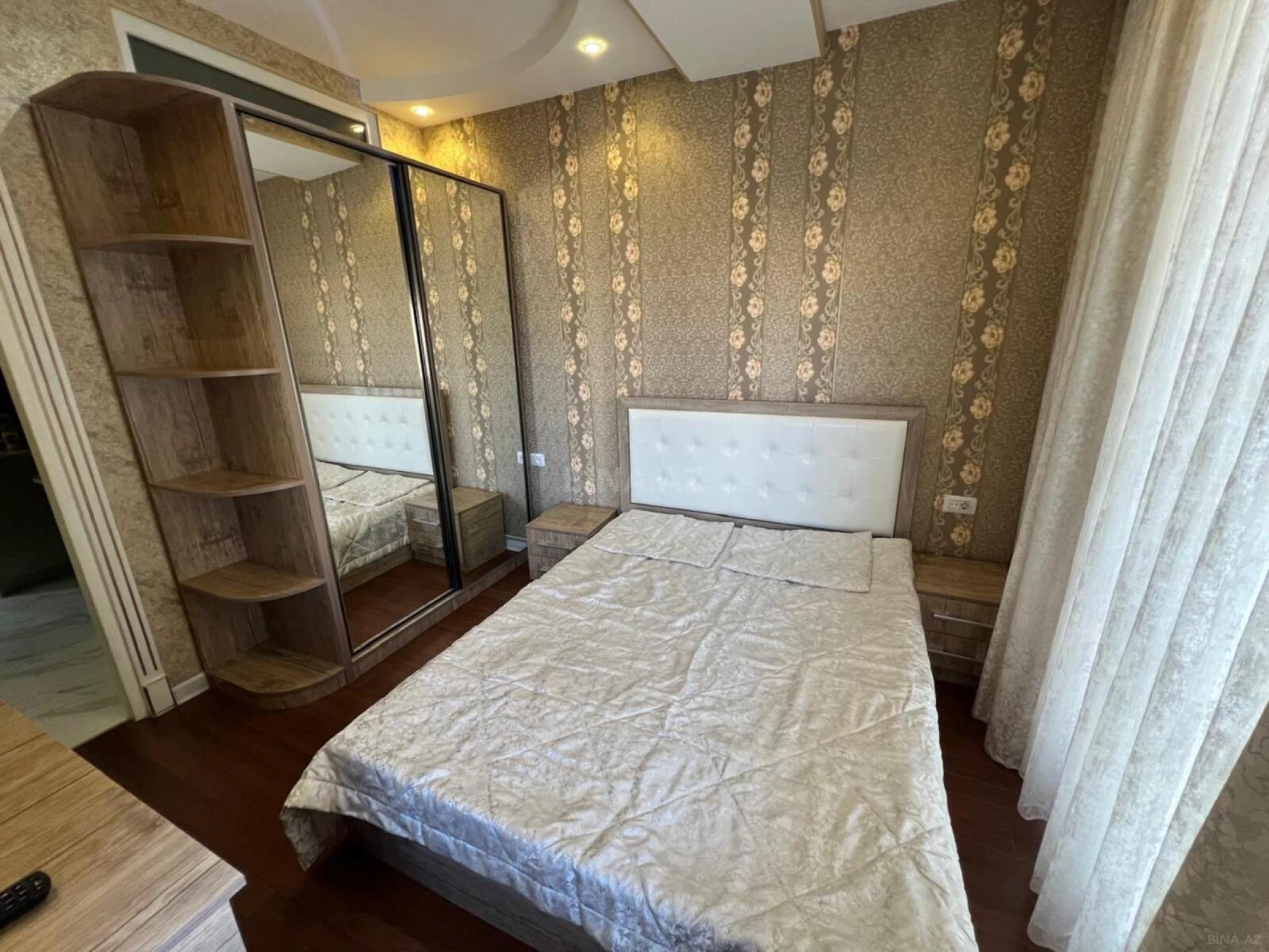 Kirayə verilir 3 otaqlı mənzil 100 m²